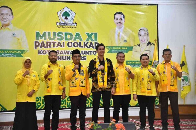 HADIRI MUSDA—Wali Kota Sawahlunto Riyanda Putra saat menghadiri Musda XI Partai Golkar Sawahlunto di Hotel Saka Ombilin.