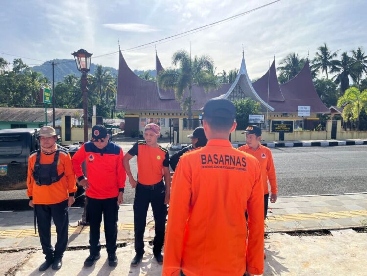 Tim SAR Intensifkan Pencarian Warga Sungai Pagu yang Terseret Arus di Batang Bangko