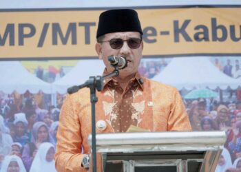 Pemkab Solsel Salurkan 21.092 Stel Seragam Pelajar TK-SMP, Siswa SMA Menyusul