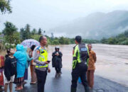 Sumbar Dikepung Bencana Banjir dan Longsor, Ribuan Rumah Terendam, 11 Kabupaten Kota Terdampak, Fasilitas Umum Rusak, Akses Jalan Terputus
