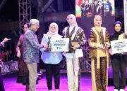 Dekranasda Pariaman Juara 1 di Festival Batik Sumbar 2025 Sawahlunto
