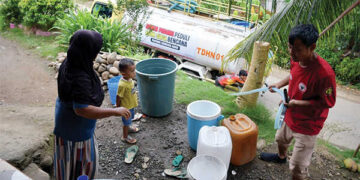 Semen Padang Peduli Salurkan Air Bersih, Warga Salareh Aia Timur Sampaikan Rasa Syukur 9 Semen Padang Peduli Salurkan Air Bersih, Warga Salareh Aia Timur Sampaikan Rasa Syukur