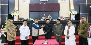 APBD Tahun Anggaran 2026 Disahkan, Komitmen Kuat Mewujudkan Tujuan Pembangunan Kota Solok 9 APBD Tahun Anggaran 2026 Disahkan, Komitmen Kuat Mewujudkan Tujuan Pembangunan Kota Solok