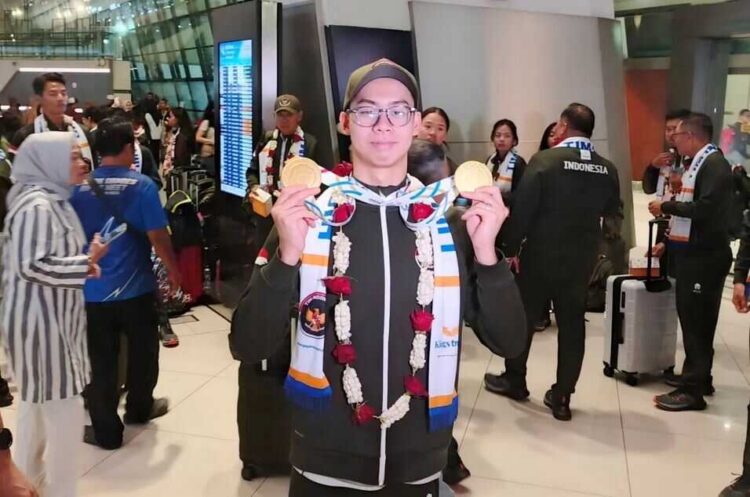 Sabet 2 Emas di SEA Games Perdana, Jason Donovan Langsung Berburu Medali Asian Games 2026 1 PERENANG MUDA— Perenang muda Jason Donovan langsung memburu medali Asian Games 2026 usai dapat dua emas di SEA Games 2025.