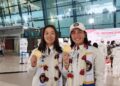 PERAIH MEDALI EMAS— Janice Tjen (kiri) dan Aldila Sutjiadi tiba di tanah air setelah menyabet medali emas di SEA Games 2025.