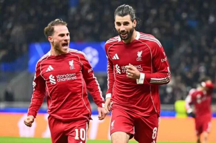 Gol Telat Dominik Szoboszlai Pecahkan Rekor Liverpool, Anak Asuh Arne Slot Makin Dekat ke Fase Gugur 1 GOL KEMENANGAN— Dominik Szoboszlai (kanan) mencetak gol kemenangan Liverpool dalam pertandingan lawan Inter Milan di Liga Champions 2025/26 di Giuseppe Meazza pada Rabu (10/12).
