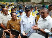 Luluhlantak Akibat Banjir Bandang, Bupati Eka Putra Ajak Menteri PU Lihat Kondisi Malalo