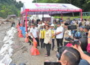 Presiden Prabowo Tinjau Langsung Jalan Nasional Putus di Lembah Anai