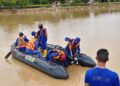 Anak 11 Tahun Hanyut di Batang Anai, Arus Deras dan Material Banjir Bandang Persulit Pencarian 14 Anak 11 Tahun Hanyut di Batang Anai, Arus Deras dan Material Banjir Bandang Persulit Pencarian