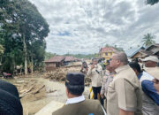 Penanganan Bencana di Agam, Andre Rosiade Bantu Empat Ekskavator dan 60 Genset