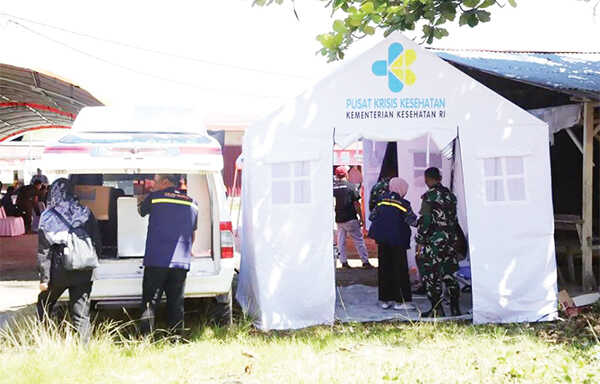 Tenda Puskris milik Kemenkes Disiagakan, Antisipasi Peningkatan dan Potensi Penyakit Pascabencana Sumbar 1 TENDA PUSKRIS— Tenda Pusat Krisis Kesehatan (Puskris) milik Kementerian Kesehatan disiagakan dalam upaya pencegahan terhadap potensi penyakit yang berbasis lingkungan di wilayah Sumatera Barat, Kamis (4/12)