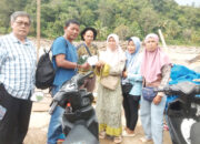 Warga Minang di Perum Perumahan BSI Peduli Korban Bencana Sumbar, Dua Minggu Kumpulkan Dana Serahkan Langsung ke Lokasi