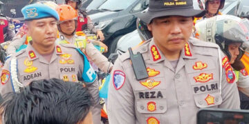 Peduli Korban Bencana, Ditlantas Polda Sumbar Buka Layanan Cuci dan Servis Motor Gratis 13 Peduli Korban Bencana, Ditlantas Polda Sumbar Buka Layanan Cuci dan Servis Motor Gratis
