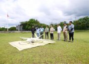 Take Off Pesawat di Lapangan Sepak Bola Kampus Unand, Drone TNI AU Petakan Data Kebencanaan Wilayah Terdampak di Sumbar