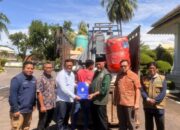 Untuk Warga Terdampak Bencana, Gubernur Mahyeldi Terima Bantuan Mesin Penjernih Air dari UNDIP