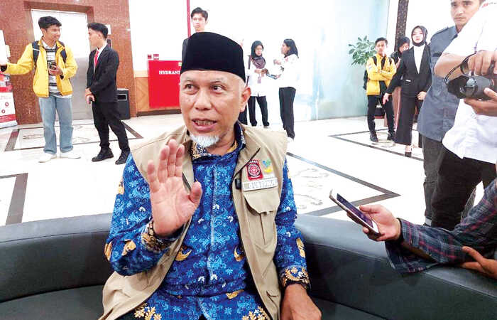 Oknum Guru Terciduk Bersama Pria di Toilet Masjid, Gubernur Sumbar Wacanakan Penjara di Pulau untuk Pelaku Perilaku Menyimpang 1 WACANA— Gubernur Sumbar, Mahyeldi Ansharullah wacanakan penjara di pulau untuk pelaku perilaku menyimpang.