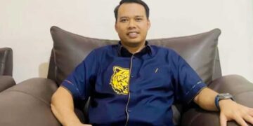 Kapal Bermuatan Kayu Asal Mentawai Terdampar, Defika: Ditjen Gakkum dan Satgas PKH Harus Bertindak 9 Kapal Bermuatan Kayu Asal Mentawai Terdampar, Defika: Ditjen Gakkum dan Satgas PKH Harus Bertindak