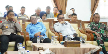 Ikuti Rakor Antisipasi Momentum Nataru dan Bencana, Bupati Tegaskan Komitmen Tidak Akan Meninggalkan Masayarakat saat Bencana 13 Ikuti Rakor Antisipasi Momentum Nataru dan Bencana, Bupati Tegaskan Komitmen Tidak Akan Meninggalkan Masayarakat saat Bencana