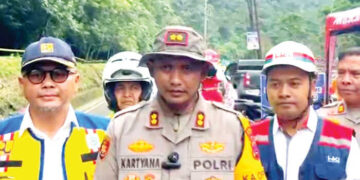 Hari ini, Kendaraan Roda Empat Boleh Lewat Jalur Lembah Anai, Kapolres Padangpanjang: Uji Coba 16-21 Desember 13 Hari ini, Kendaraan Roda Empat Boleh Lewat Jalur Lembah Anai, Kapolres Padangpanjang: Uji Coba 16-21 Desember