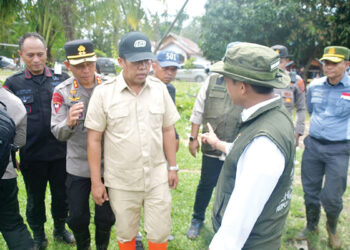 Menteri Kehutanan Tinjau Lokasi Banjir Bandang di Palembayan, Pastikan Penanganan Bencana Berjalan Maksimal