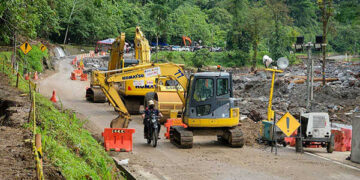 Jalur Lembah Anai Sudah Bisa Dilewati Kendaraan Roda 2