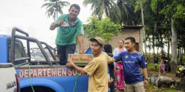 Pemda Pasbar Salurkan Bantuan ke Sikilang dan Maligi 9 Pemda Pasbar Salurkan Bantuan ke Sikilang dan Maligi