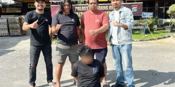 Pelarian Singkat Pencuri Rp70 Juta, Diburu Polisi, Ditangkap dalam Hitungan Menit 9 Pelarian Singkat Pencuri Rp70 Juta, Diburu Polisi, Ditangkap dalam Hitungan Menit