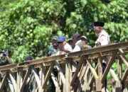 Pembangunan Jembatan Bailey Padang Mantuang, Prabowo Apresiasi TNI dan Warga