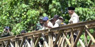 Pembangunan Jembatan Bailey Padang Mantuang, Prabowo Apresiasi TNI dan Warga 13 Pembangunan Jembatan Bailey Padang Mantuang, Prabowo Apresiasi TNI dan Warga