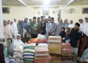 Pulang Kampung, Maigus Nasir Serahkan Bantuan Kemanusiaan di Nagari Paninggahan