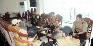 Relawan UB-UMM Tiba di Agam, Bantu Percepat Penanganan Korban Bencana 13 Relawan UB-UMM Tiba di Agam, Bantu Percepat Penanganan Korban Bencana