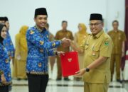 117 PPPK Paruh Waktu Pemprov Sumbar Terima SK, Sekdaprov Ingatkan Disiplin dan Etos Kerja