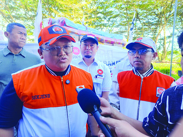 Sekjen PKS Kritik Pernyataan Kepala BNPB soal Bencana Sumatera, “Tidak Tepat Disebut Hanya Mencekam di Media Sosial” 1 TANGGAPI— Sekjen PKS, Muhammad Kholil, menanggapi pernyataan Kepala BNPB Letjen TNI Suharyanto yang sebelumnya menyebut bahwa bencana di Pulau Sumatera “hanya mencekam di sosial media” sehingga tidak perlu ditetapkan sebagai bencana nasional.
