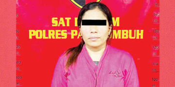 Miris! Ibu Jual Anak Kandung di Aplikasi MiChat, Pasang Tarif Rp 250 Ribu untuk Sekali Layanan, Telah Beroperasi 4 Bulan 13 Miris! Ibu Jual Anak Kandung di Aplikasi MiChat, Pasang Tarif Rp 250 Ribu untuk Sekali Layanan, Telah Beroperasi 4 Bulan