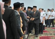 Sekdaprov Sumbar Lantik 119 Pejabat Administrator dan Pengawas, Tekankan Birokrasi Bersih dan Kinerja Berdampak