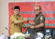 Kejari dan Pemkab Pasaman, Teken Kerja Sama Pidana Kerja Sosial