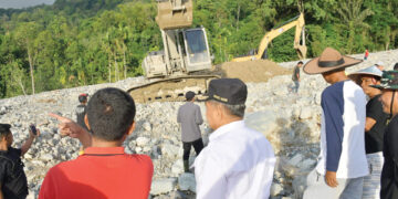 Bupati Agam Tinjau Lokasi Bencana Tanjung Raya, Edukasi Warga soal Huntara dan Huntap 13 Bupati Agam Tinjau Lokasi Bencana Tanjung Raya, Edukasi Warga soal Huntara dan Huntap