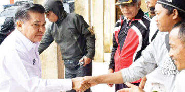 Tinjau Lokasi Bencana di Palembayan, Bupati Agam Pastikan Kebutuhan Warga Terdampak Terpenuhi 13 Tinjau Lokasi Bencana di Palembayan, Bupati Agam Pastikan Kebutuhan Warga Terdampak Terpenuhi