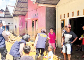 Polda Sumbar Hadirkan Layanan Trauma Healing, Anak-Anak Korban Bencana kembali Tersenyum