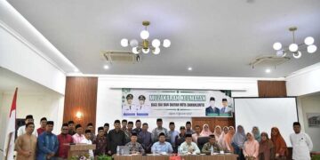 Wawako Buka Muzaraah Keumatan, Tegaskan Penguatan Peran Ulama dalam Pembinaan Umat 13 Wawako Buka Muzaraah Keumatan, Tegaskan Penguatan Peran Ulama dalam Pembinaan Umat