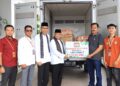 Diserahkan Langsung GM Grandmedia Solok, Wawako Terima Paket Buku dan Alat Tulis 17 Diserahkan Langsung GM Grandmedia Solok, Wawako Terima Paket Buku dan Alat Tulis