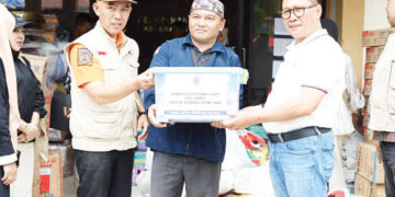 Solidaritas Bukittinggi, Ramlan Nurmatias antar Bantuan ke Wilayah Terdampak Bencana