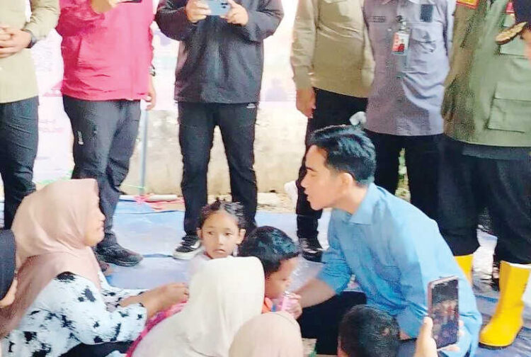 Wapres terima aspirasi warga Palembayan Agam tinggal di pengungsian