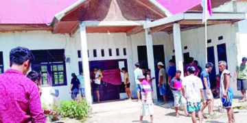 Belasan Warga Segel Kantor Wali Nagari Kapelgam, Aktivitas Pelayanan Terganggu 13 Belasan Warga Segel Kantor Wali Nagari Kapelgam, Aktivitas Pelayanan Terganggu