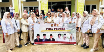 PIRA Salurkan Ratusan Paket Bantuan untuk Perempuan dan Anak Korban Longsor di Kuranji 13 PIRA Salurkan Ratusan Paket Bantuan untuk Perempuan dan Anak Korban Longsor di Kuranji