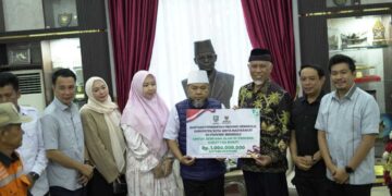 Pemprov Sumbar Koordinir Bantuan Rp15 Miliar untuk Korban Bencana, Dukungan Antarprovinsi Terus Mengalir 13 Pemprov Sumbar Koordinir Bantuan Rp15 Miliar untuk Korban Bencana, Dukungan Antarprovinsi Terus Mengalir