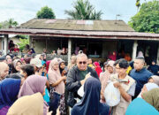 Andre Rosiade Serahkan Ratusan Sembako di Kampung Jambak Koto Tangah, Tampung Aspirasi Perbaikan Jembatan dan Jaringan PDAM