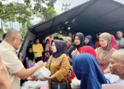 Andre Rosiade Kunjungi Pengungsi Korban Banjir Bandang Padang di Rusus Nelayan, Serahkan Bantuan dan Tegaskan Komitmen Pemerintah Pusat