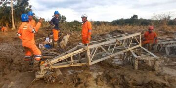 PLN Terus Kebut Siang Malam Perbaiki Jalur Listrik Langsa-Pangkalan Brandan, Penopang Pemulihan Kelistrikan Aceh 13 PLN Terus Kebut Siang Malam Perbaiki Jalur Listrik Langsa-Pangkalan Brandan, Penopang Pemulihan Kelistrikan Aceh