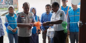 PLN & Rakyat Dorong Inovasi Hijau: TJSL PLN UID Sumbar Resmikan Workshop Konversi Motor Listrik Pertama di Sumatera Barat 13 PLN & Rakyat Dorong Inovasi Hijau: TJSL PLN UID Sumbar Resmikan Workshop Konversi Motor Listrik Pertama di Sumatera Barat